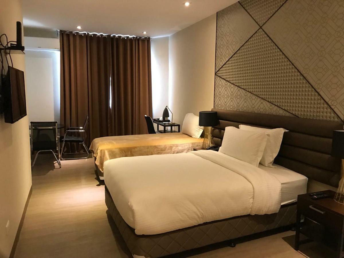 Pasig City Maxx Hotel Ortigas מראה חיצוני תמונה