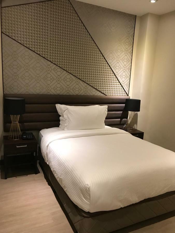 Pasig City Maxx Hotel Ortigas מראה חיצוני תמונה
