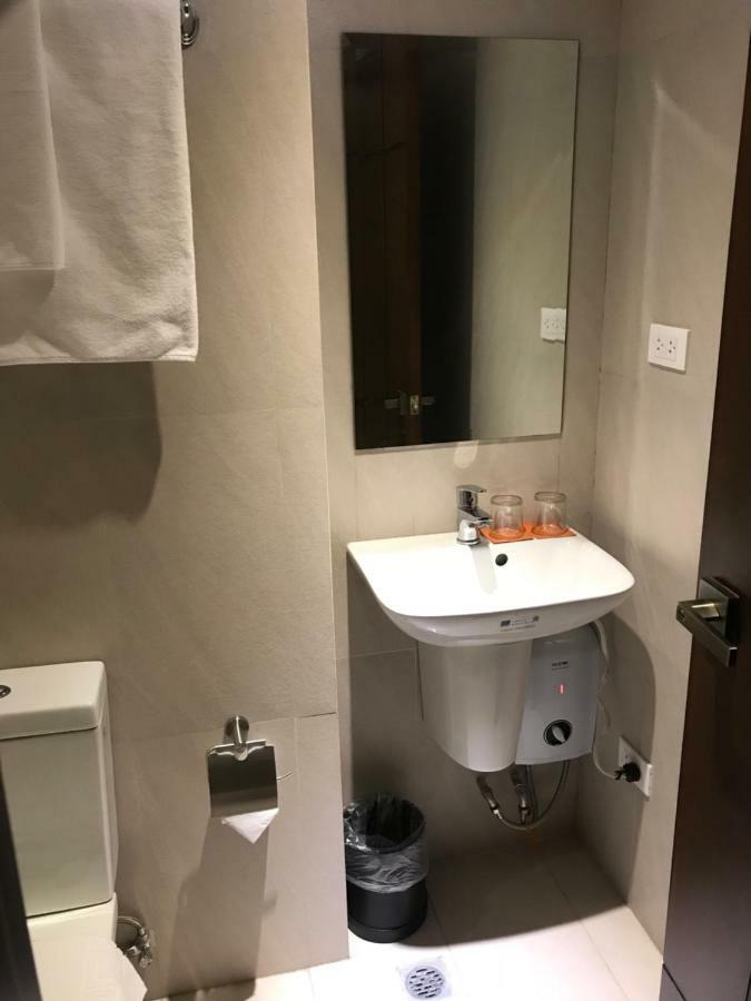 Pasig City Maxx Hotel Ortigas מראה חיצוני תמונה